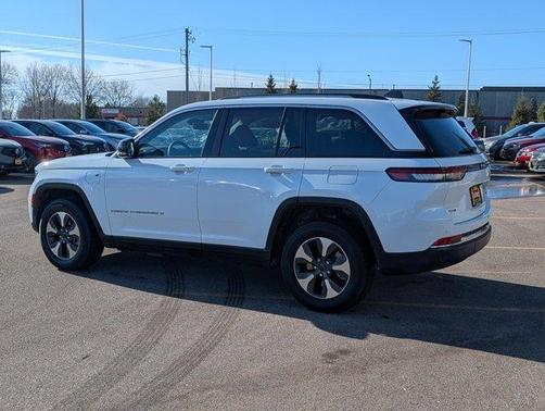 2022 Jeep Grand Cherokee 4xe Base