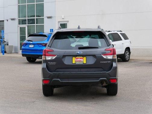 Magnetite Gray Metallic 2023 Subaru Forester Premium