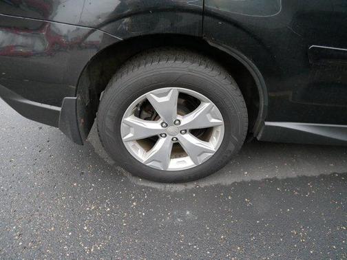 2014 Subaru Forester 2.5i Limited