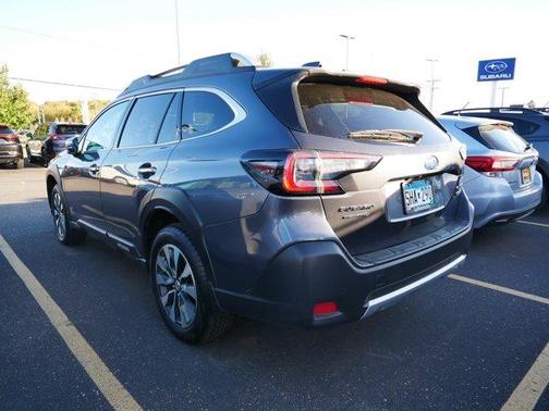 2025 Subaru Outback Touring XT