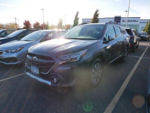2025 Subaru Outback Touring XT