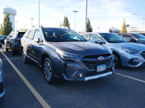 2025 Subaru Outback Touring XT