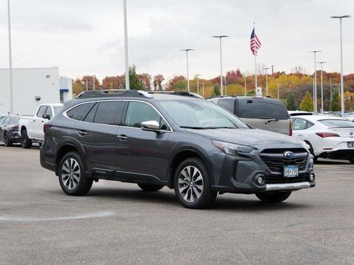 2025 Subaru Outback Touring XT