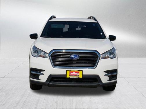 Crystal White Pearl 2020 Subaru Ascent Base 8-Passenger