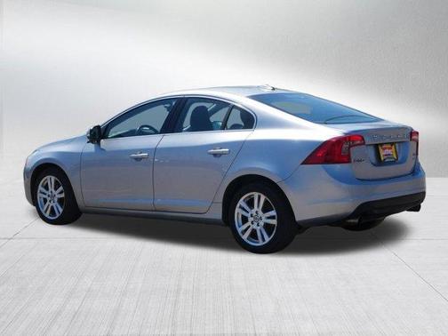 2012 Volvo S60 T6 R-Design