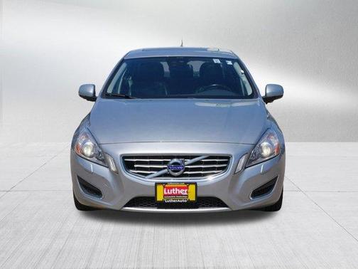 2012 Volvo S60 T6 R-Design