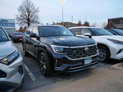 2024 Volkswagen Atlas 2.0T SEL Premium R-Line