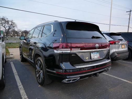 2024 Volkswagen Atlas 2.0T SEL Premium R-Line