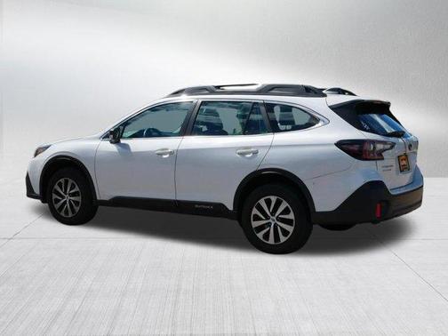 Crystal White Pearl 2021 Subaru Outback