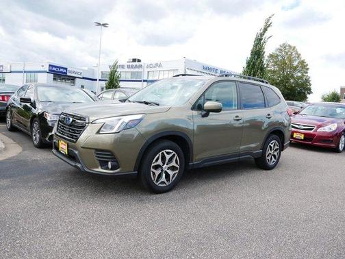 2022 Subaru Forester Premium