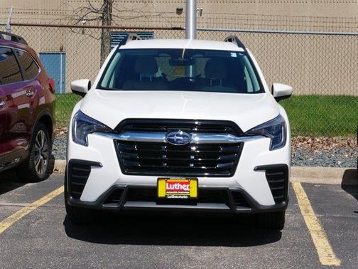 Crystal White Pearl 2024 Subaru Ascent Premium