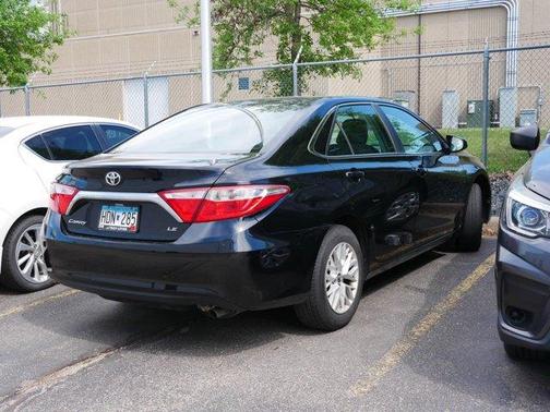 Midnight Black Metallic 2016 Toyota Camry LE