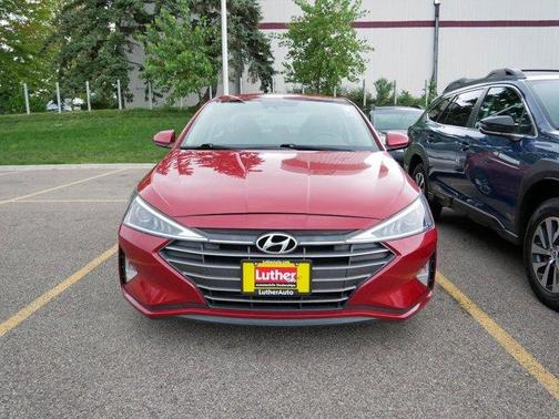 2019 Hyundai ELANTRA SEL