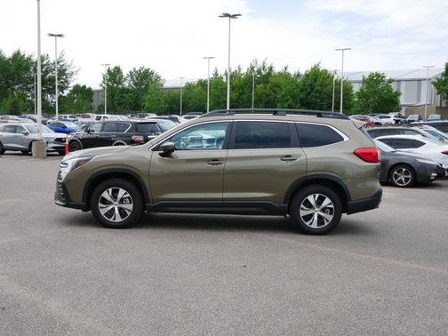 Autumn Green Metallic 2025 Subaru Ascent Premium