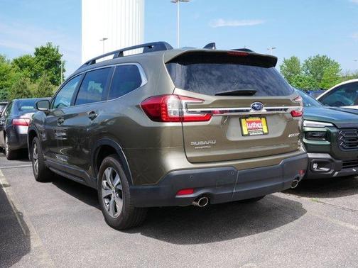 Autumn Green Metallic 2025 Subaru Ascent Premium