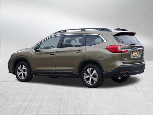 Autumn Green Metallic 2025 Subaru Ascent Premium