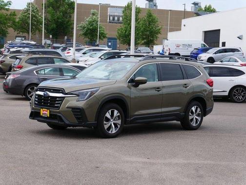 Autumn Green Metallic 2025 Subaru Ascent Premium