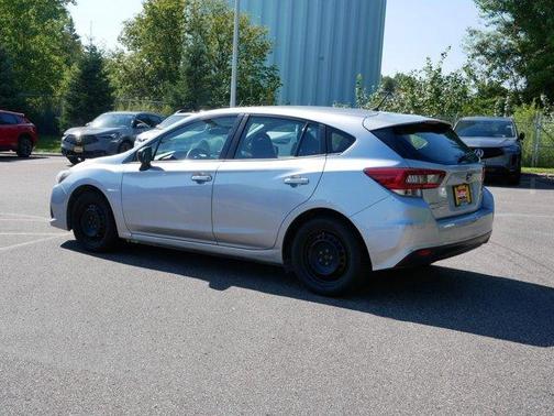 2022 Subaru Impreza Base