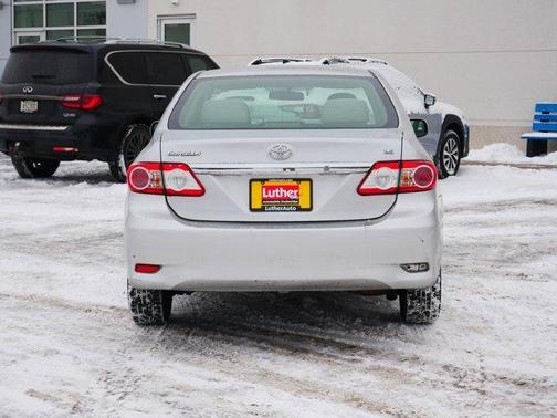 2011 Toyota Corolla LE
