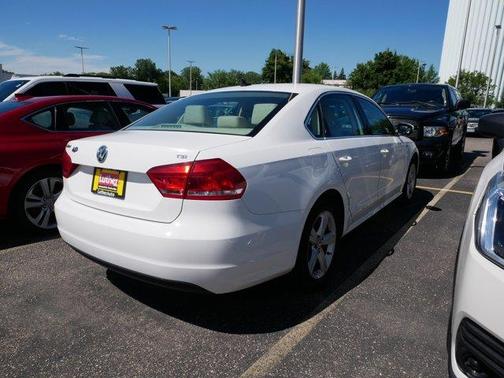 2015 Volkswagen Passat 1.8T