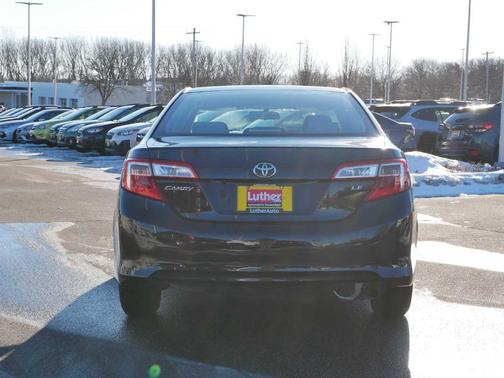 2014 Toyota Camry LE