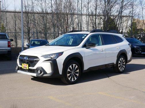 Crystal White Pearl 2023 Subaru Outback Limited