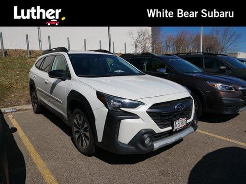 Crystal White Pearl 2023 Subaru Outback Limited
