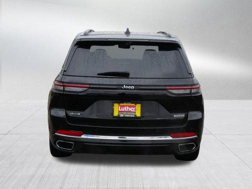 2022 Jeep Grand Cherokee Overland