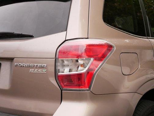 2014 Subaru Forester 2.5i Touring