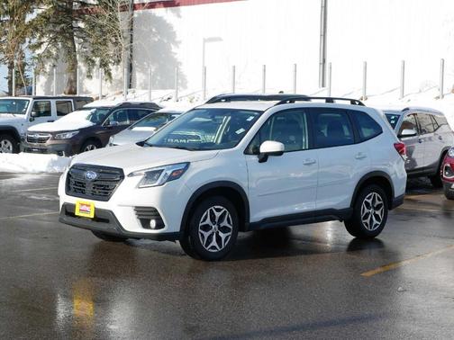 2023 Subaru Forester Premium