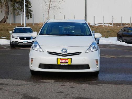 2013 Toyota Prius v Two
