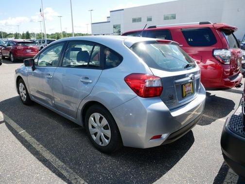 2016 Subaru Impreza 2.0i