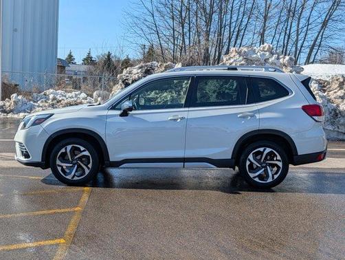 2022 Subaru Forester Touring