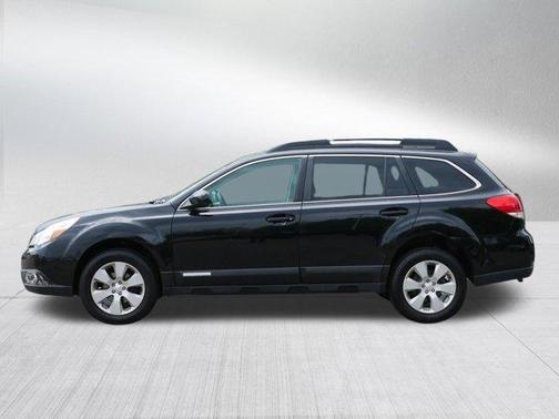 2010 Subaru Outback 2.5i Premium