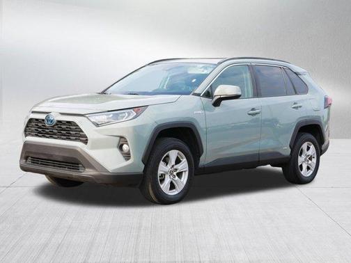 2021 Toyota RAV4 Hybrid XLE