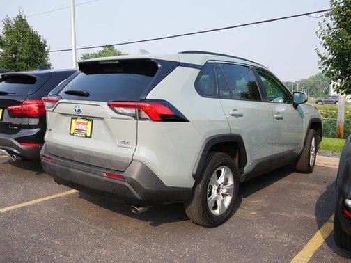2021 Toyota RAV4 Hybrid XLE
