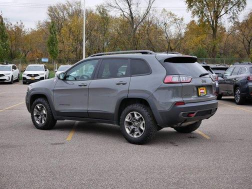2019 Jeep Cherokee Trailhawk