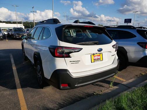 2024 Subaru Outback Base (CVT)