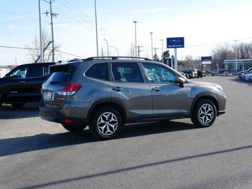 2020 Subaru Forester Premium