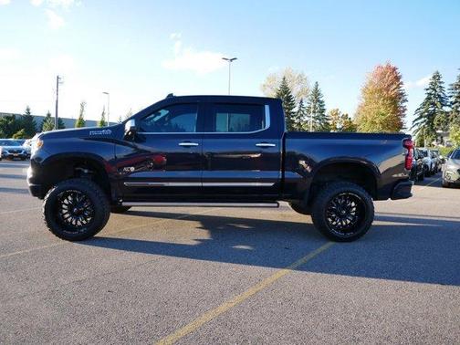 2022 Chevrolet Silverado 1500 High Country