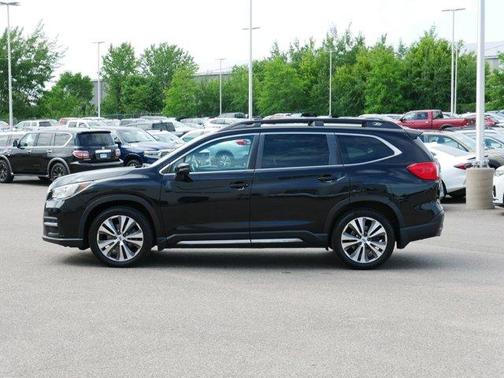 Crystal Black Silica 2019 Subaru Ascent Limited 7-Passenger