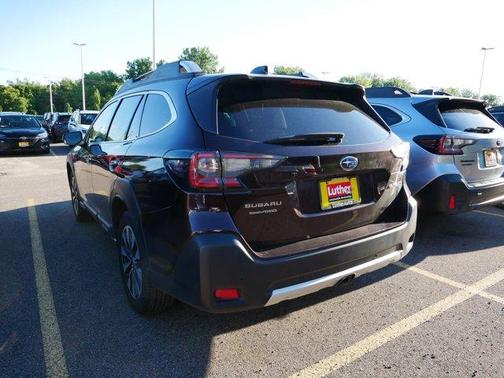 2023 Subaru Outback Touring XT