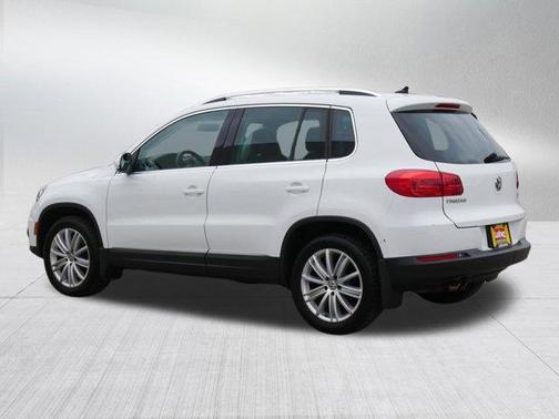 Pure White 2015 Volkswagen Tiguan 4MOTION Auto S