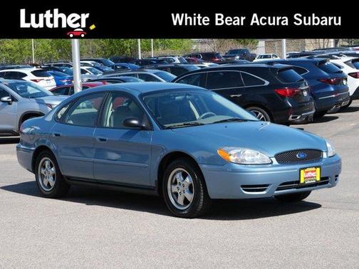 Blue 2007 Ford Taurus SE