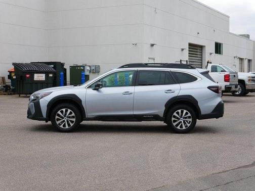 Ice Silver Metallic 2024 Subaru Outback Premium