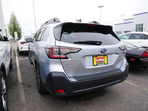 Ice Silver Metallic 2024 Subaru Outback Premium
