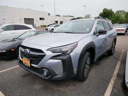 Ice Silver Metallic 2024 Subaru Outback Premium