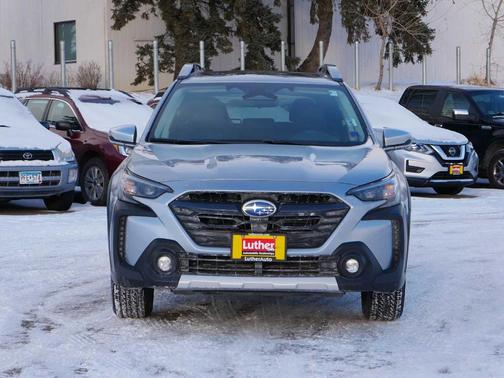 2025 Subaru Outback Touring XT