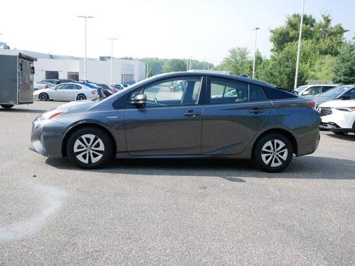 2016 Toyota Prius Four