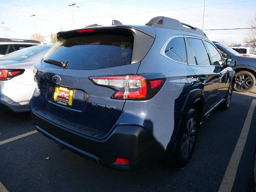 2025 Subaru Outback Premium